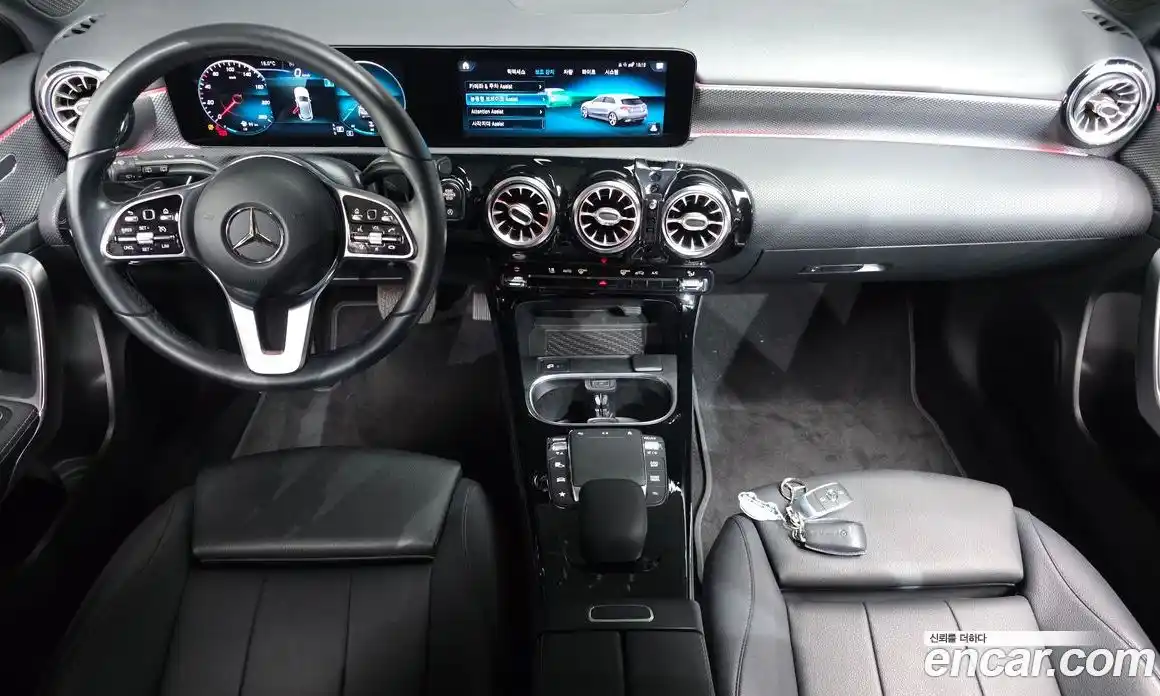 Mercedes-Benz A-Class 2021 2.0 Автомат в Москве № 160280, фото 7