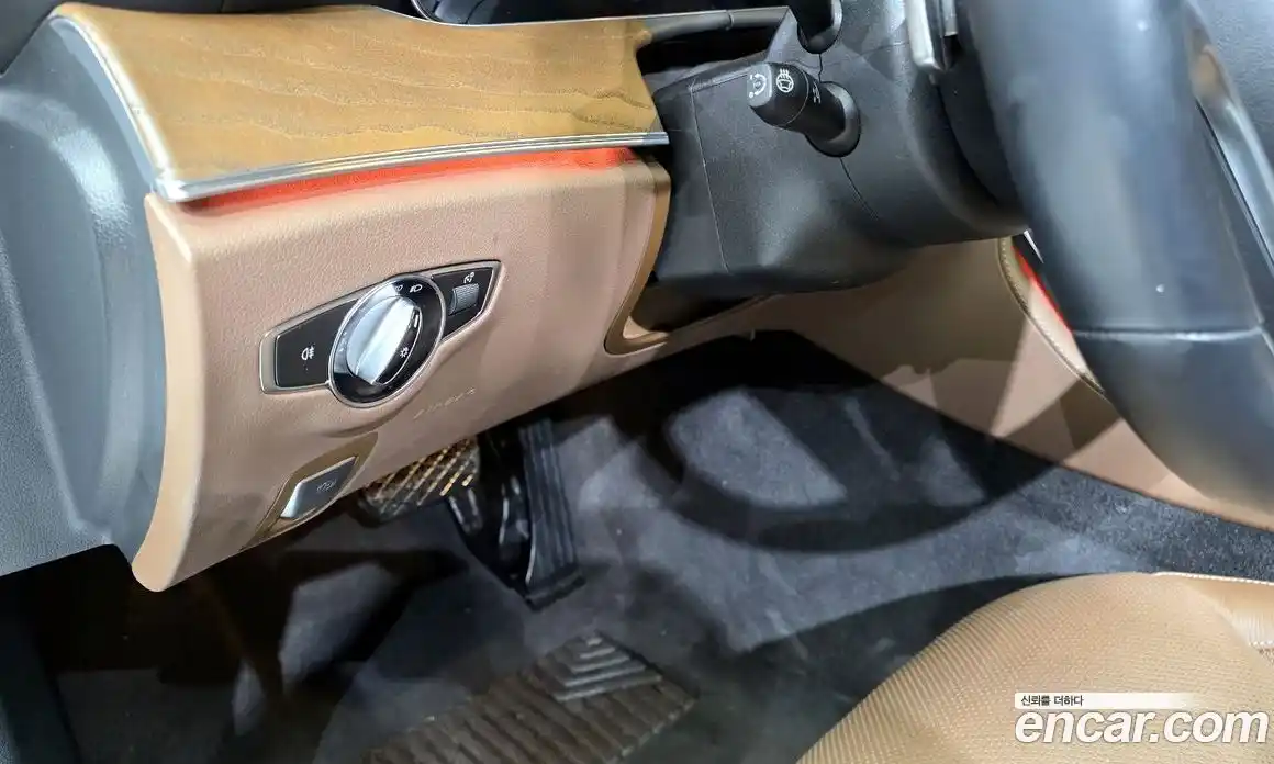 Mercedes-Benz E-Class 2021 2.0 Автомат в Москве № 160531, фото 13