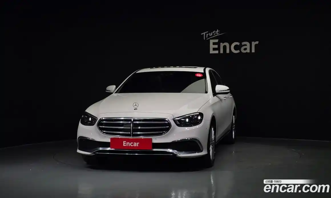 Mercedes-Benz E-Class 2021 2.0 Автомат в Москве № 160531, фото 15