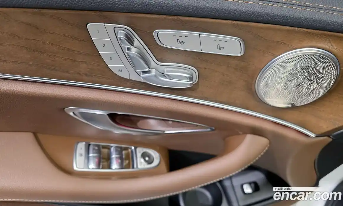 Mercedes-Benz E-Class 2021 2.0 Автомат в Москве № 160531, фото 9