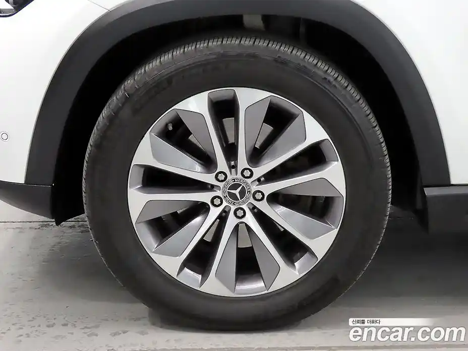 Mercedes-Benz GLE-Class 2022 2.0 Автомат в Москве № 160805, фото 20