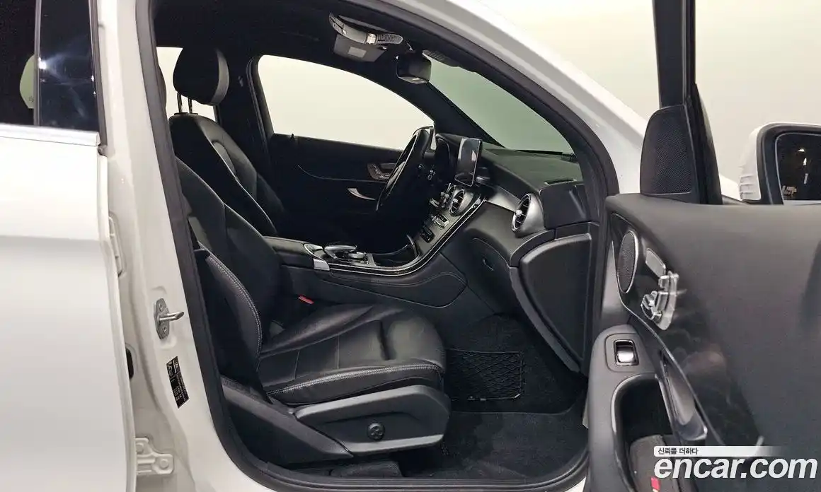 Mercedes-Benz GLC-Class 2019 2.0 Автомат в Москве № 161575, фото 10