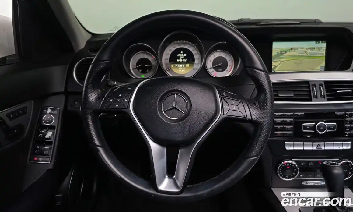 Mercedes-Benz C-Class 2012 1.8 Автомат в Москве № 161947, фото 11
