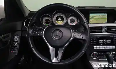 Mercedes-Benz C-Class 2012 1.8 Автомат в Москве № 161947, миниатюра 11