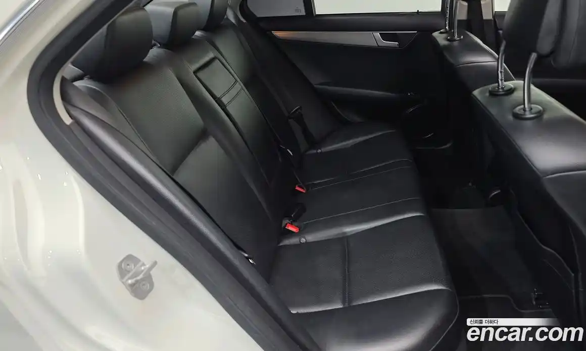 Mercedes-Benz C-Class 2012 1.8 Автомат в Москве № 161947, фото 14