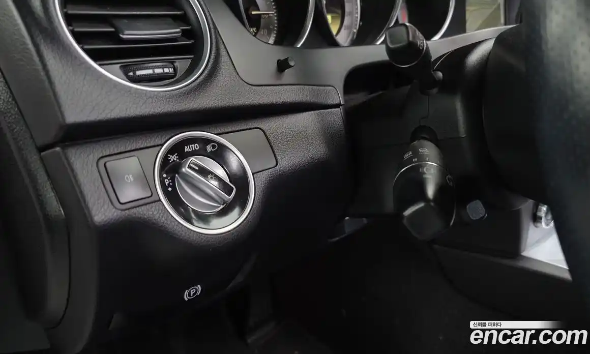 Mercedes-Benz C-Class 2012 1.8 Автомат в Москве № 161947, фото 20