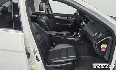 Mercedes-Benz C-Class 2012 1.8 Автомат в Москве № 161947, миниатюра 9