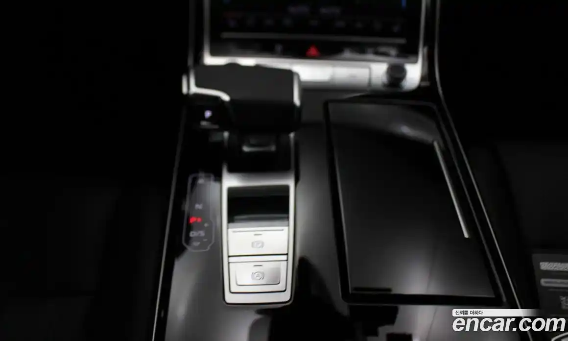 Audi A8 2023 3.0 Автомат в Москве № 162308, фото 9