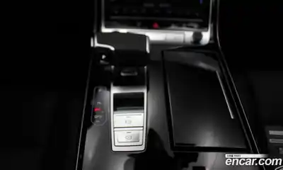 Audi A8 2023 3.0 Автомат в Москве № 162308, миниатюра 9