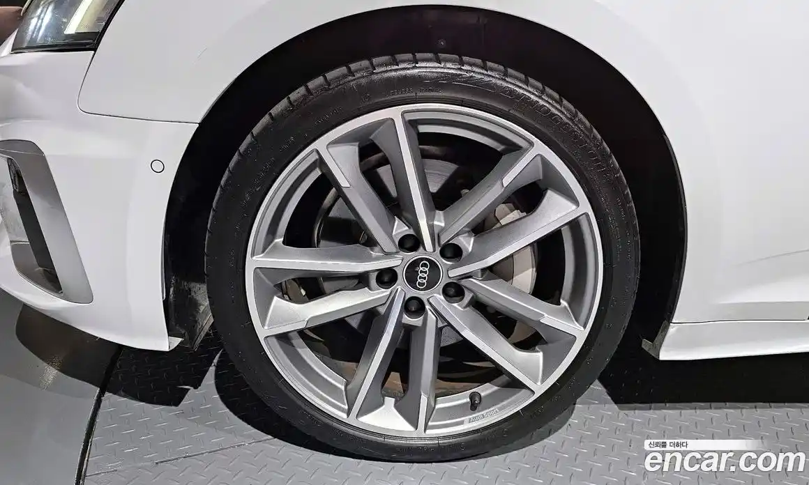 Audi A5 2023 2.0 Автомат в Москве № 162560, фото 1