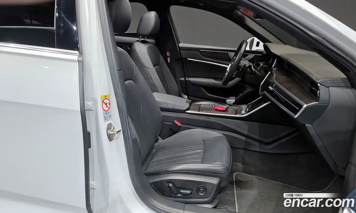 Audi A6 2021 3.0 Автомат в Москве № 163136, фото 11