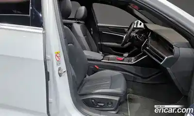 Audi A6 2021 3.0 Автомат в Москве № 163136, миниатюра 11