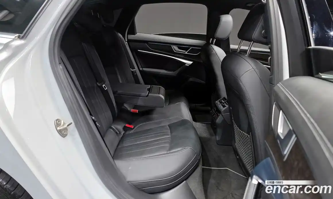 Audi A6 2021 3.0 Автомат в Москве № 163136, фото 12