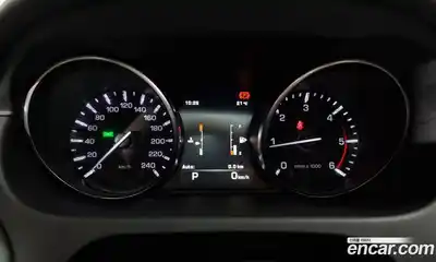 Land Rover Discovery Sport 2016 2.0 Автомат в Москве № 166292, миниатюра 12