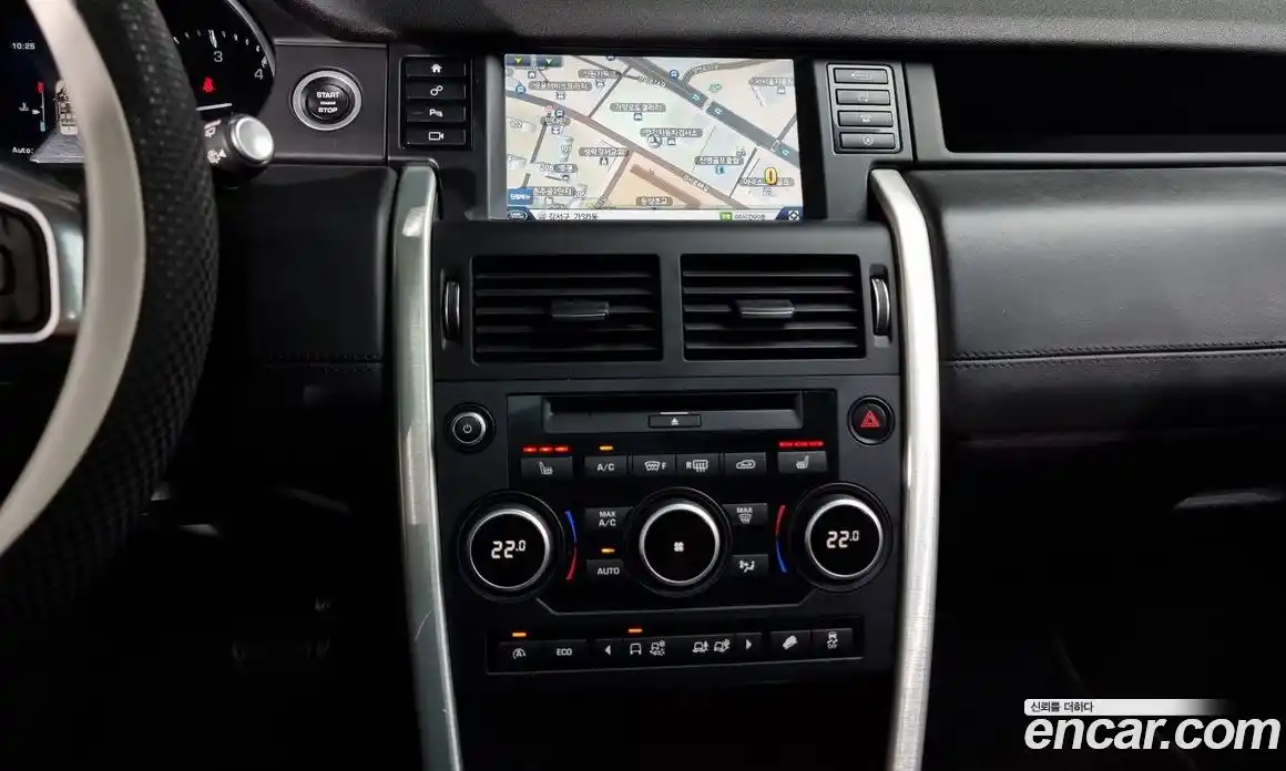 Land Rover Discovery Sport 2016 2.0 Автомат в Москве № 166292, фото 15