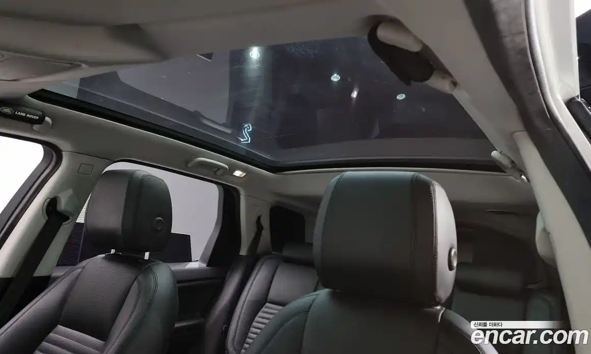 Land Rover Discovery Sport 2016 2.0 Автомат в Москве № 166292, фото 18