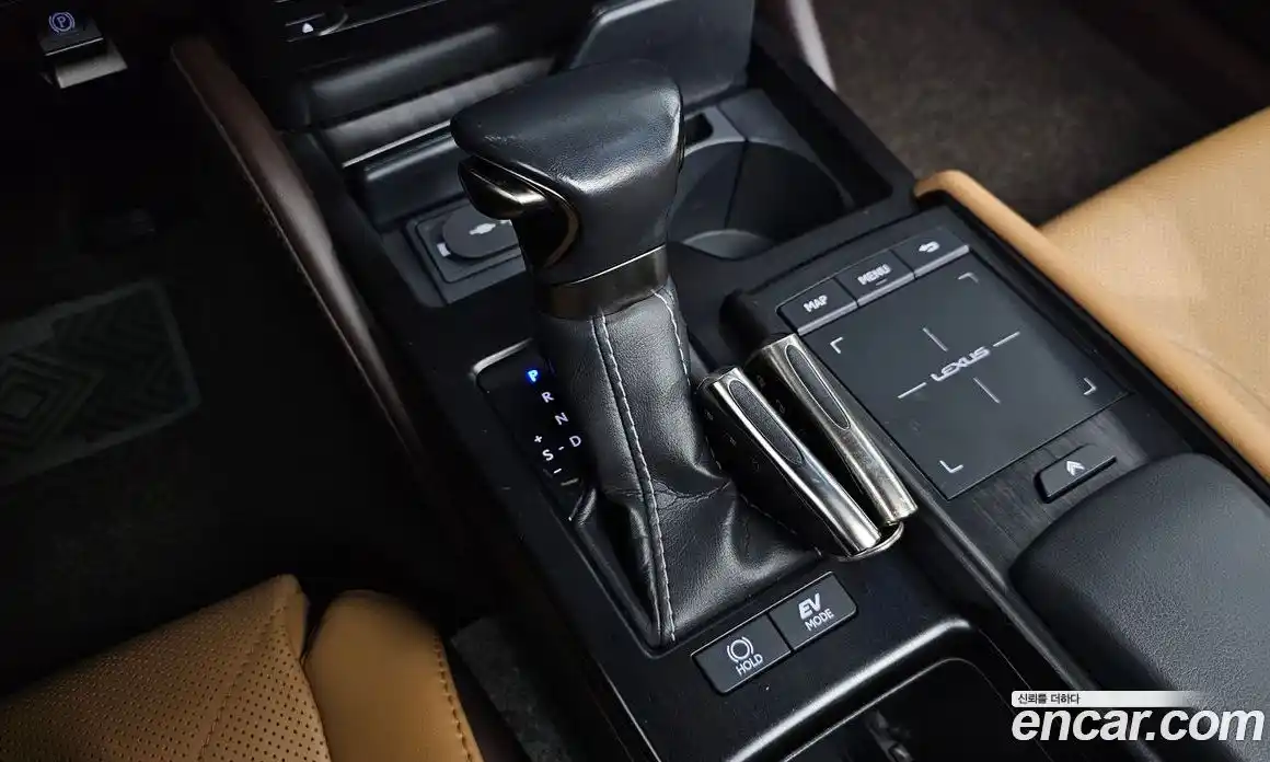 Lexus ES 2020 2.5 Автомат в Москве № 168150, фото 18