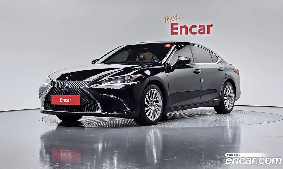 Lexus ES 2020 2.5 Автомат в Москве № 168150, фото 3