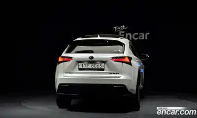Lexus NX 2015 2.5 Автомат в Москве № 168207, миниатюра 4