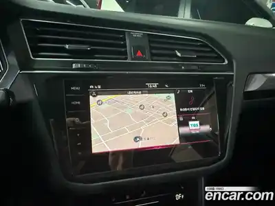 Volkswagen Tiguan 2023 2.0 Автомат в Москве № 169169, миниатюра 12