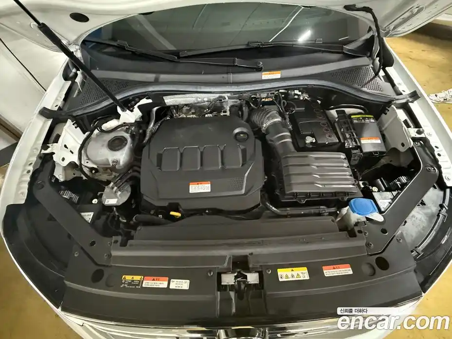 Volkswagen Tiguan 2023 2.0 Автомат в Москве № 169169, фото 15