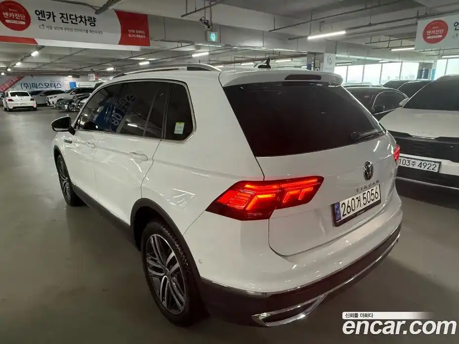 Volkswagen Tiguan 2023 2.0 Автомат в Москве № 169169, фото 6