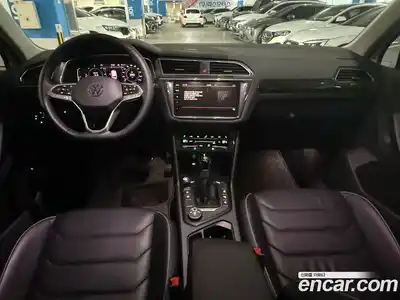 Volkswagen Tiguan 2023 2.0 Автомат в Москве № 169169, миниатюра 7
