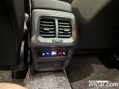 Volkswagen Tiguan 2023 2.0 Автомат в Москве № 169169, миниатюра 10