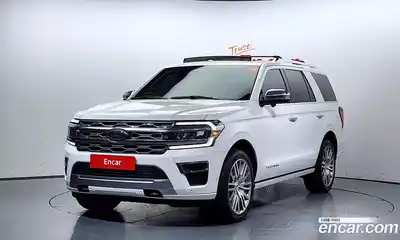 Ford Expedition, 2022