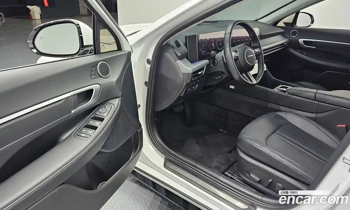 Hyundai Sonata 2025 1.6 Автомат в Москве № 1731, фото 19