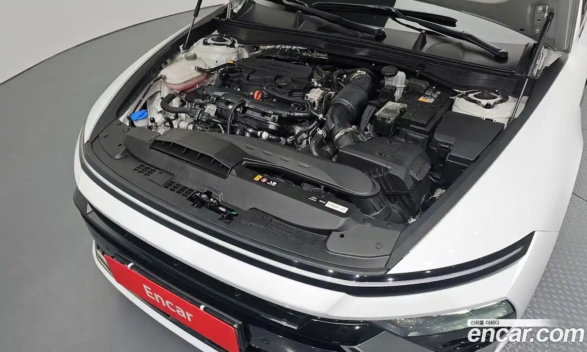 Hyundai Sonata 2025 1.6 Автомат в Москве № 1731, фото 4