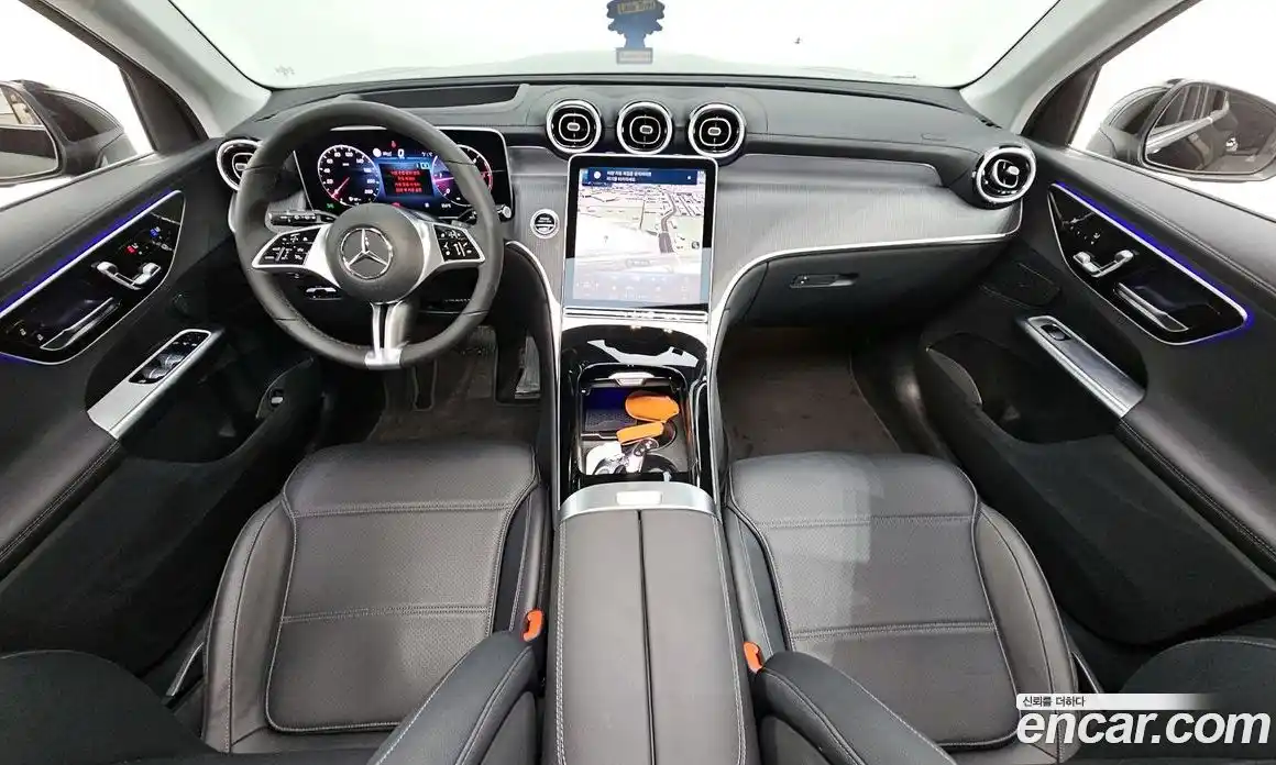 Mercedes-Benz GLC-Class 2024 2.0 Автомат в Москве № 173343, фото 2