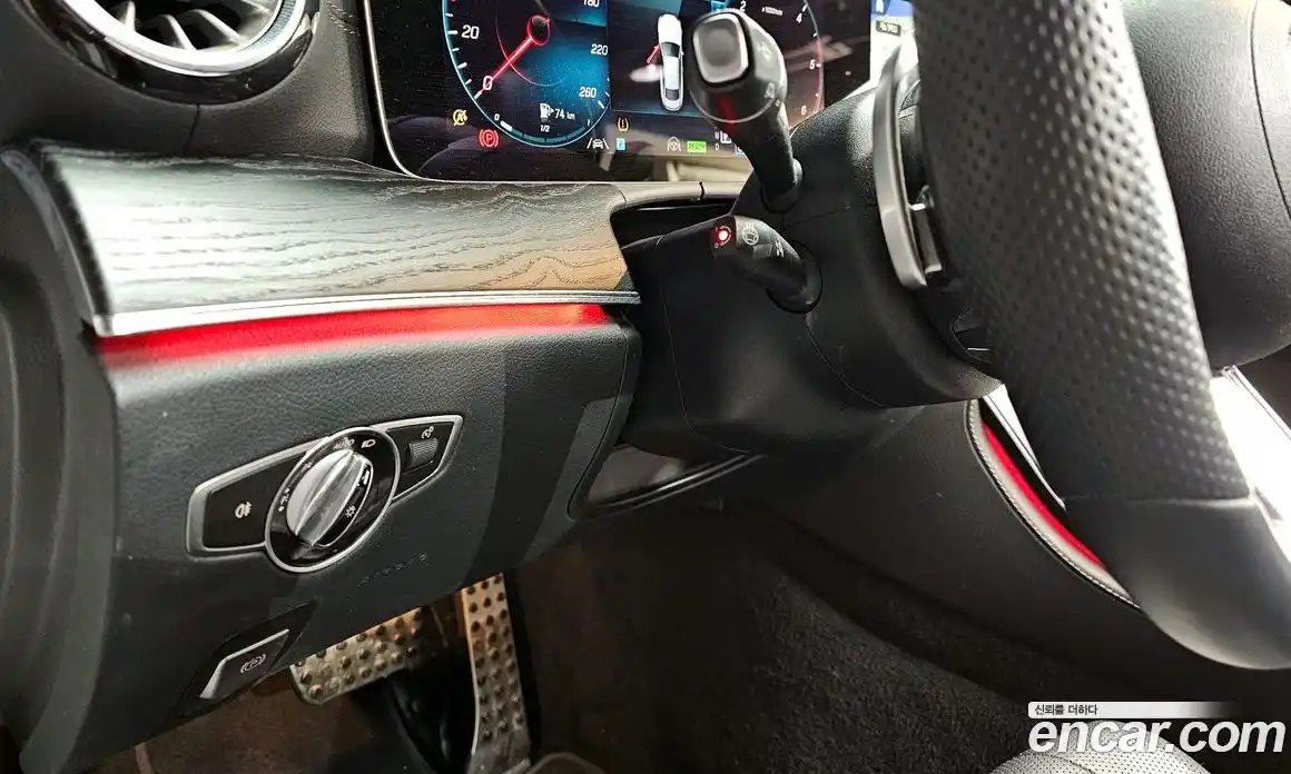 Mercedes-Benz E-Class 2022 2.0 Автомат в Москве № 173483, фото 13