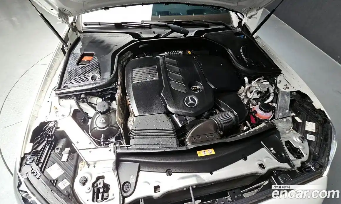 Mercedes-Benz E-Class 2022 2.0 Автомат в Москве № 173483, фото 19