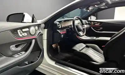 Mercedes-Benz E-Class 2022 2.0 Автомат в Москве № 173483, миниатюра 9