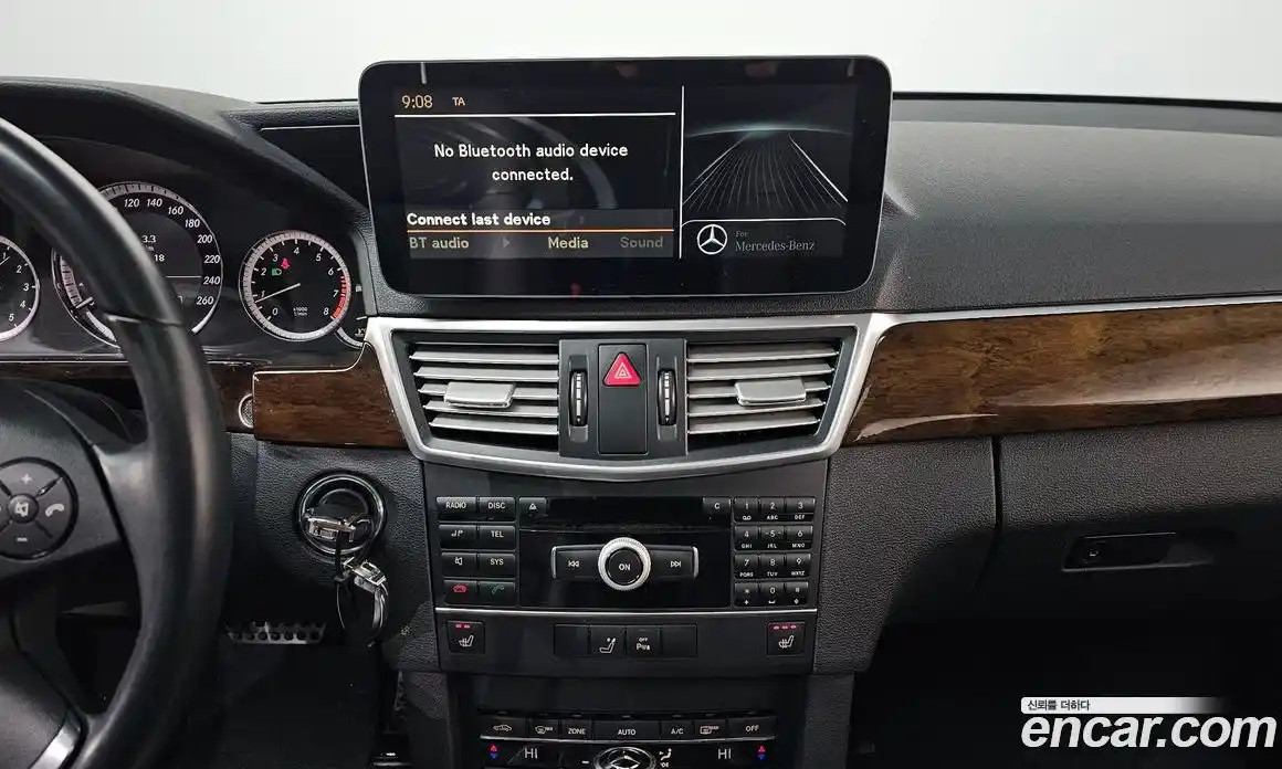 Mercedes-Benz E-Class 2011 1.8 Автомат в Москве № 178265, фото 17