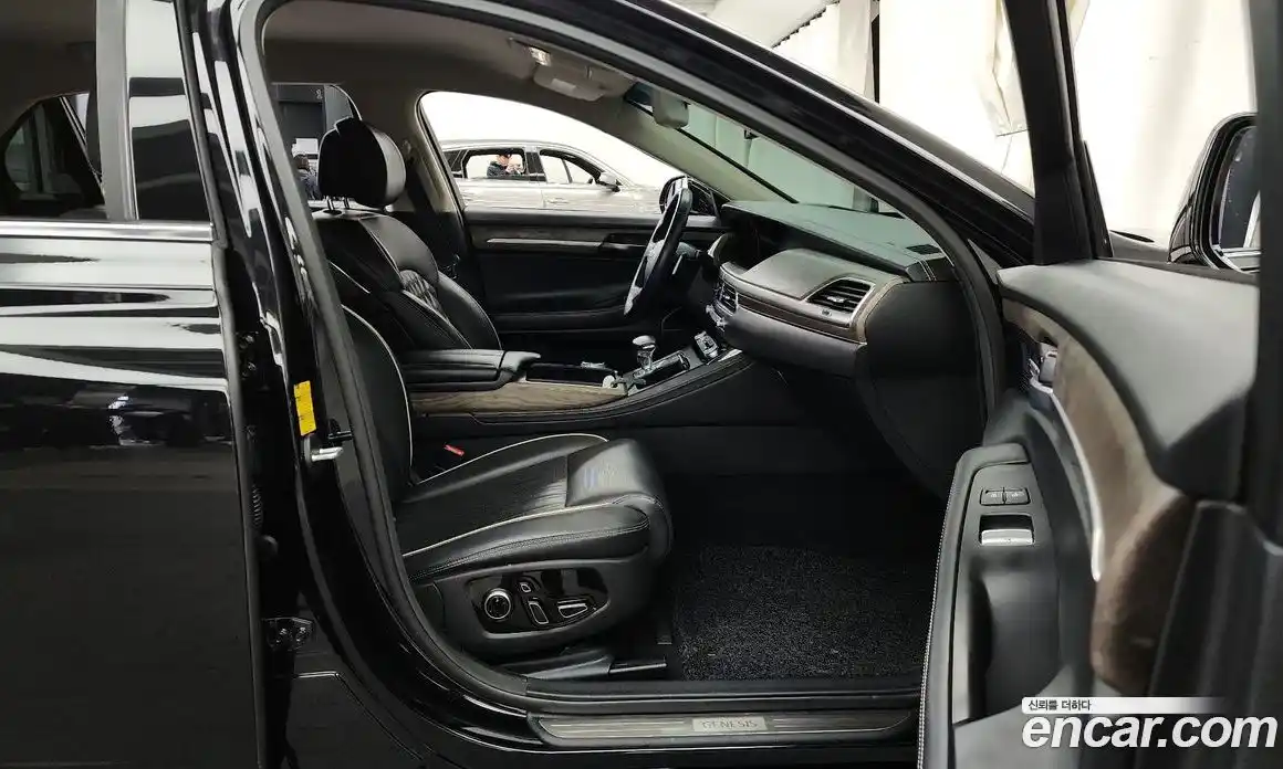 Genesis G90 2020 3.8 Автомат в Москве № 178454, фото 18
