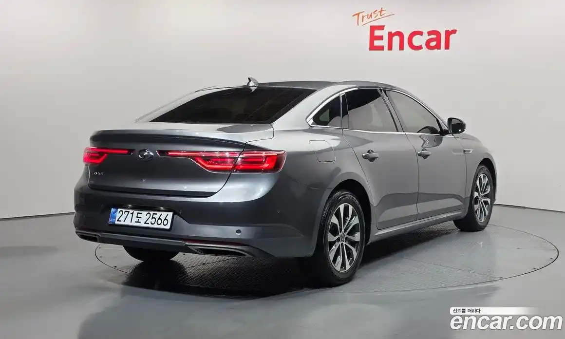 Renault SM6 2023 2.0 Автомат в Москве № 184202, фото 19