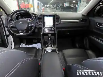 Renault QM6 2023 2.0 Вариатор в Москве № 185622, миниатюра 10