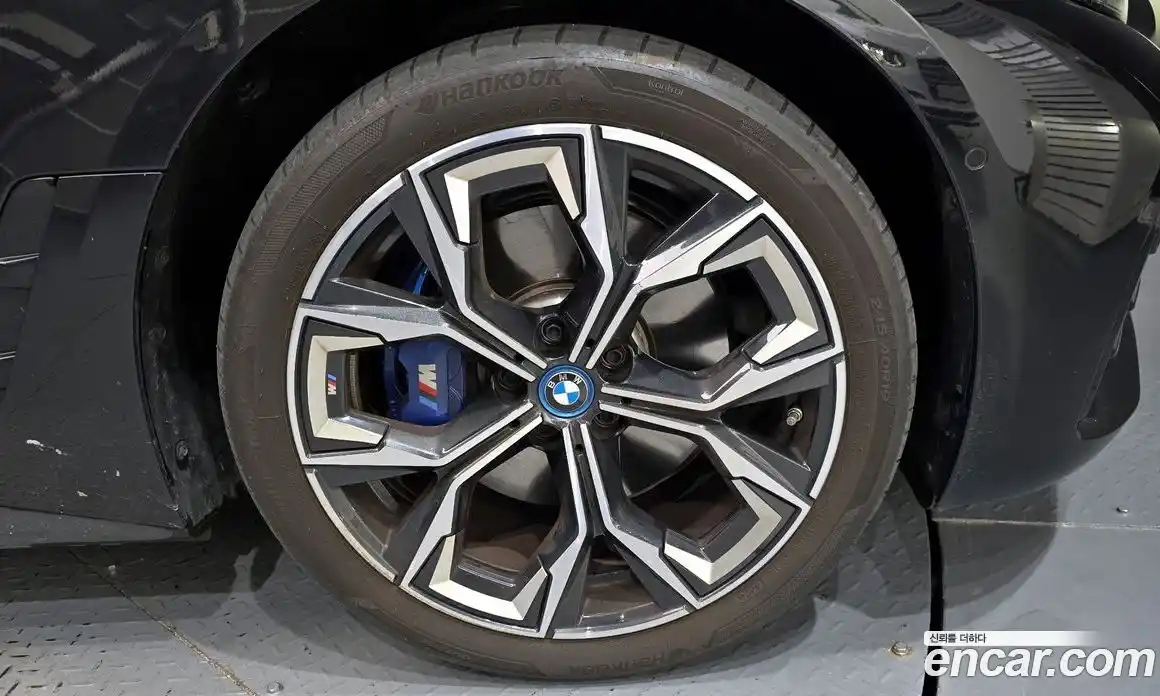 BMW i4 2024 0.2 Автомат в Москве № 187875, фото 3