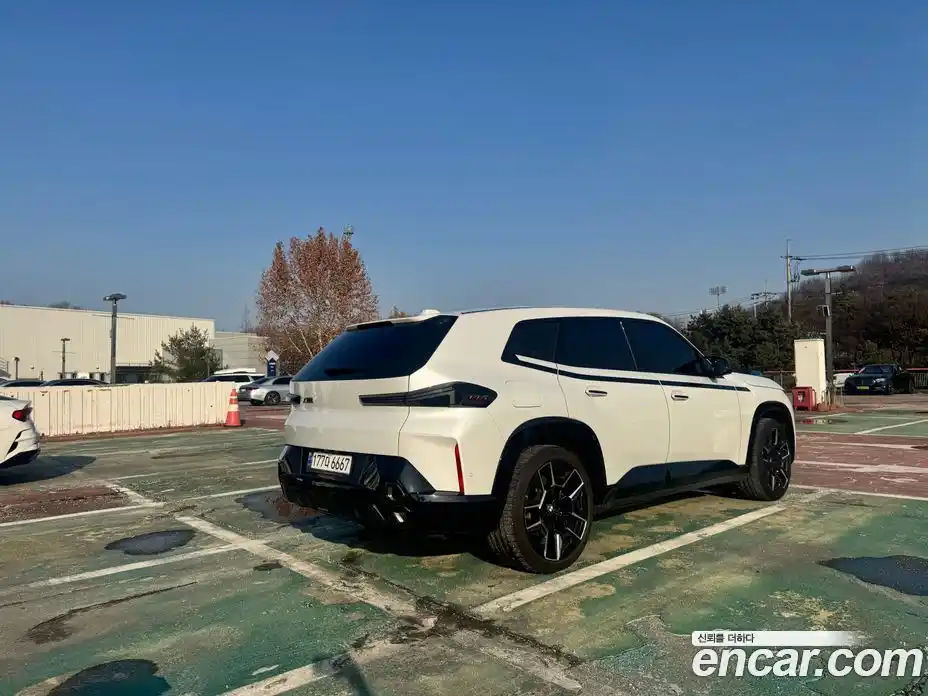 BMW XM 2024 4.4 Автомат в Москве № 187969, фото 13