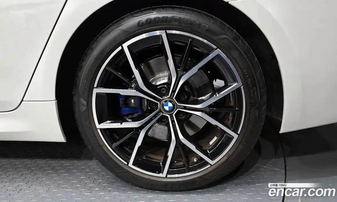 BMW 5-Series 2022 2.0 Автомат в Москве № 189523, фото 17