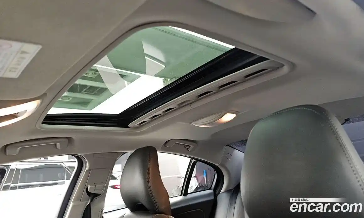 Volvo S60 2017 2.0 Автомат в Москве № 190338, фото 15