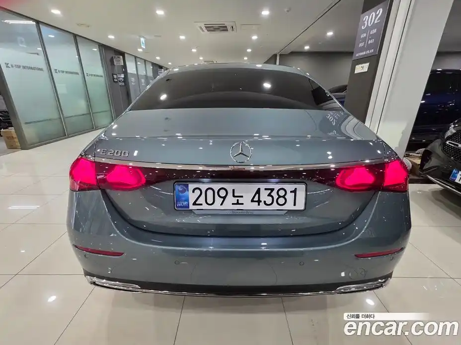 Mercedes-Benz E-Class 2025 2.0 Автомат в Москве № 193917, фото 4