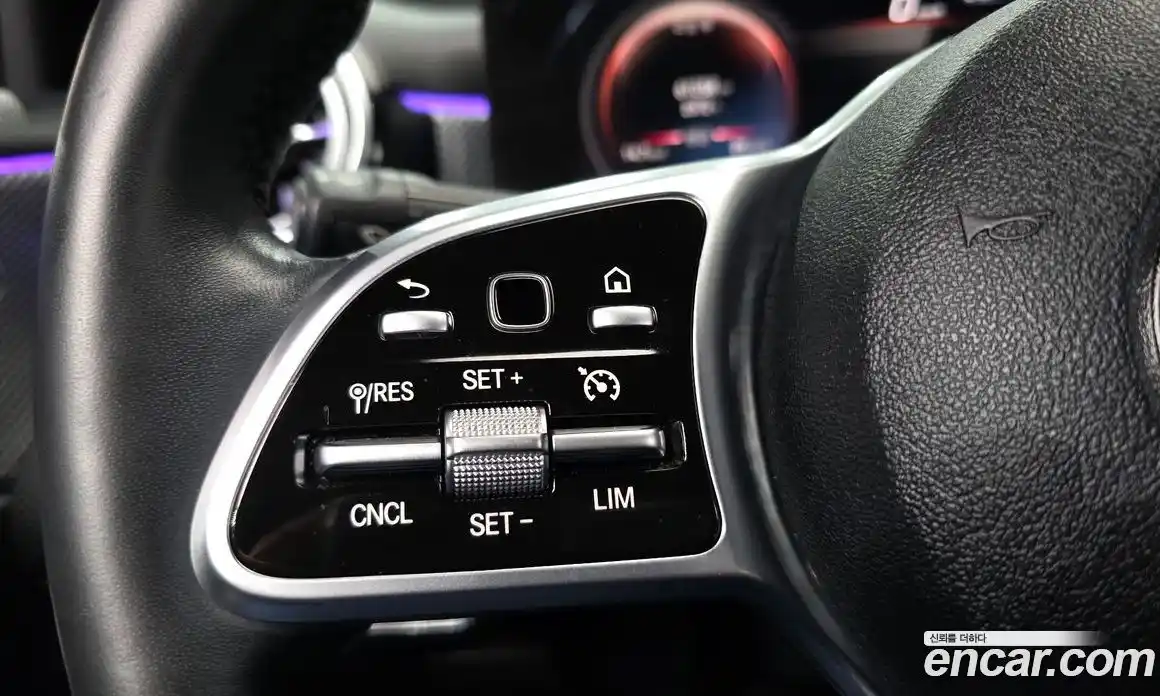 Mercedes-Benz A-Class 2021 1.9 Автомат в Москве № 194123, фото 16