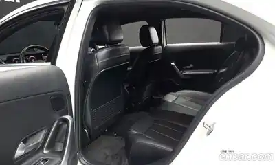 Mercedes-Benz A-Class 2021 1.9 Автомат в Москве № 194123, миниатюра 3