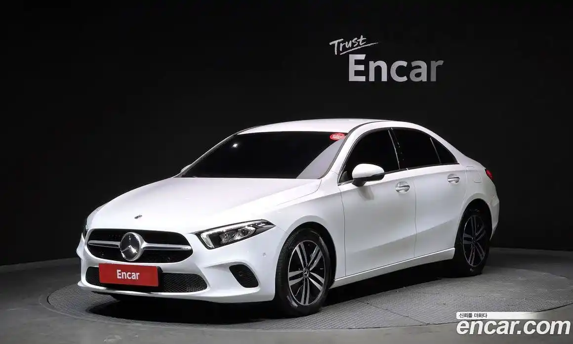 Mercedes-Benz A-Class 2021 1.9 Автомат в Москве № 194123, фото 10