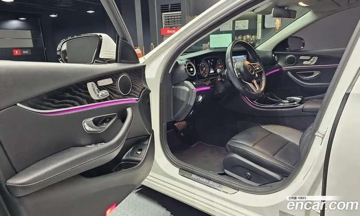 Mercedes-Benz E-Class 2020 1.9 Автомат в Москве № 194411, фото 11