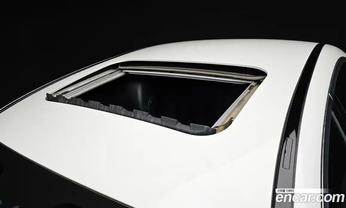 Mercedes-Benz E-Class 2020 1.9 Автомат в Москве № 194411, фото 19