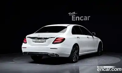 Mercedes-Benz E-Class 2020 1.9 Автомат в Москве № 194411, миниатюра 2